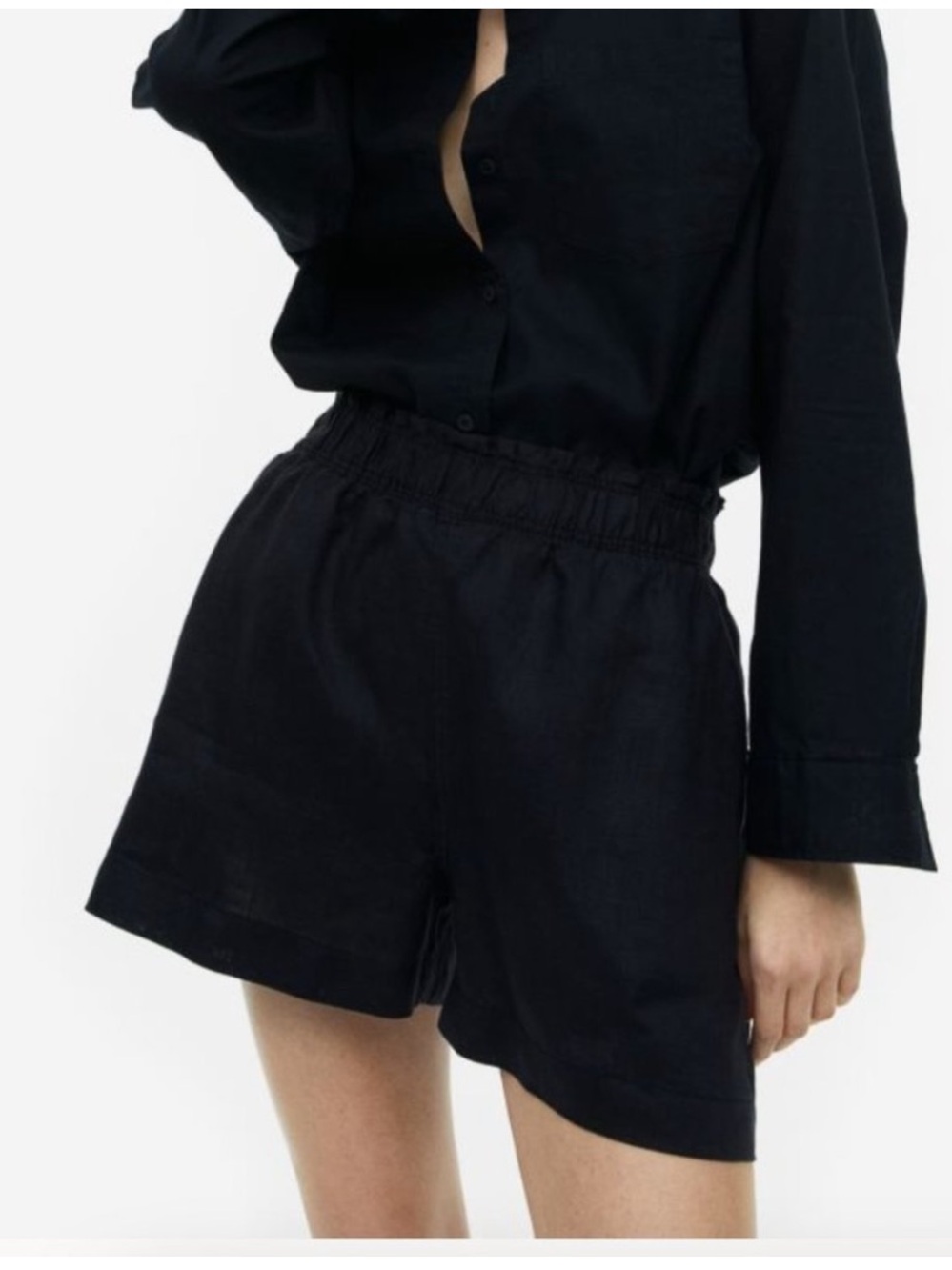 H&M Black High-Waist Elastic Shorts